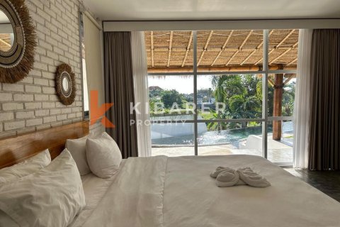 4 bedrooms Villa in Canggu, Badung, Indonesia No. 12528 25