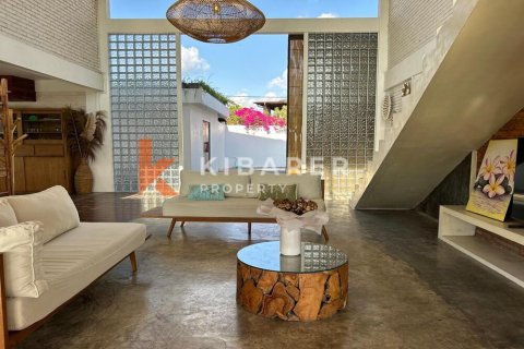 4 bedrooms Villa in Canggu, Badung, Indonesia No. 12528 8