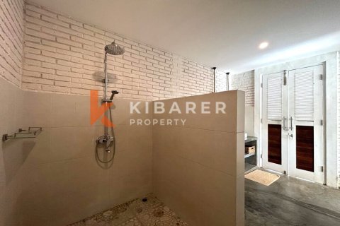 4 bedrooms Villa in Canggu, Badung, Indonesia No. 12528 27