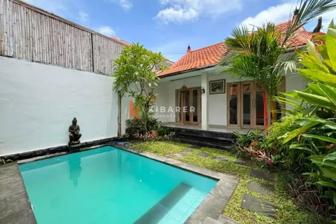 2 bedrooms Villa in Denpasar, Indonesia No. 12533