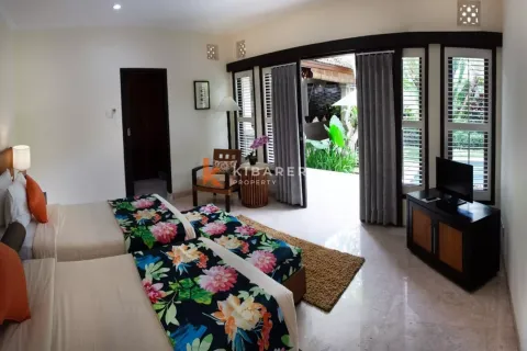 4 bedrooms Villa in Jimbaran, Badung, Indonesia No. 12529 6