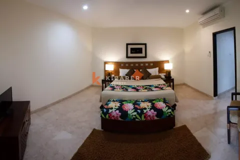 4 bedrooms Villa in Jimbaran, Badung, Indonesia No. 12529 5