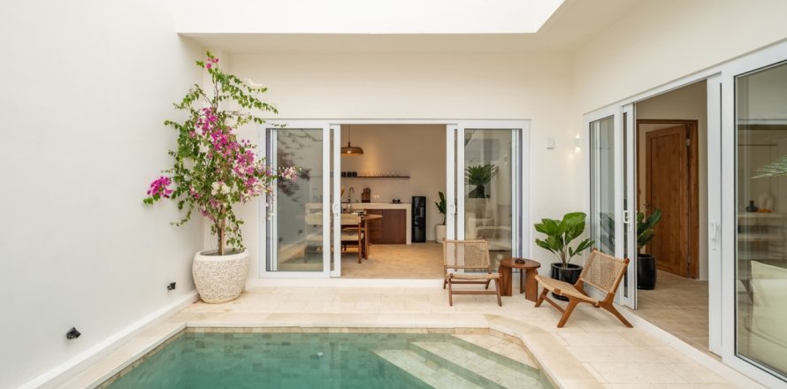 Studio Villa in Badung, Indonesia No. 9728