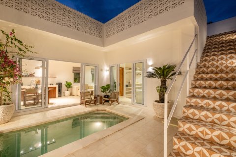 65m2 Villa in Badung, Indonesia No. 9728 16