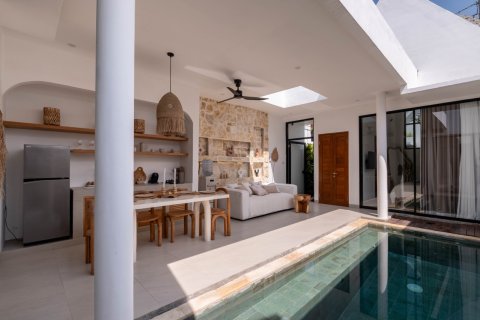Studio Villa in Kerobokan, Badung, Indonesia No. 9689