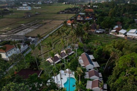 13 bedrooms Villa in Tabanan,  No. 9031 24