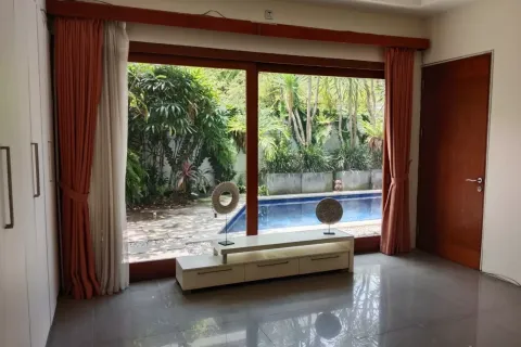 4 bedrooms Villa in Tibubeneng, Badung, Indonesia No. 10529 11