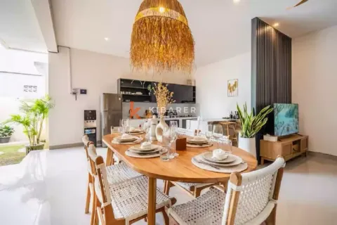 4 bedrooms Villa in Canggu, Badung, Indonesia No. 12138 11