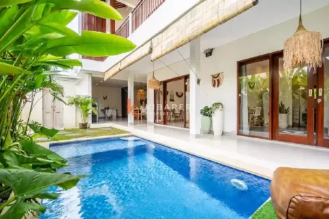 4 bedrooms Villa in Canggu, Badung, Indonesia No. 12138