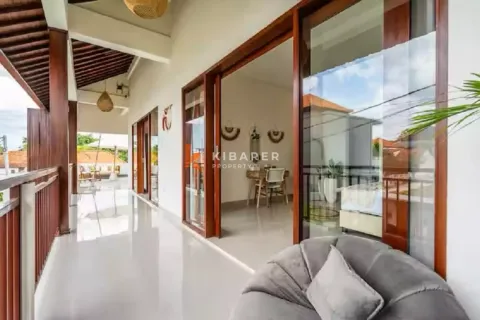 4 bedrooms Villa in Canggu, Badung, Indonesia No. 12138 2