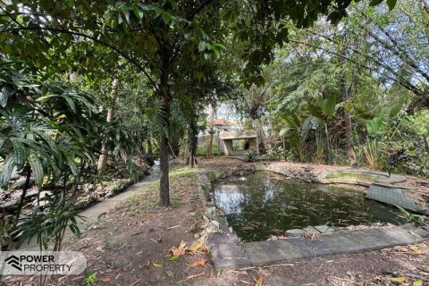 Земельный участок 1850м2 в Canggu, Бадунг,  № 9015 2