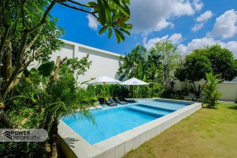 9 bedrooms Apartment in Seminyak, Badung,  No. 8953 22
