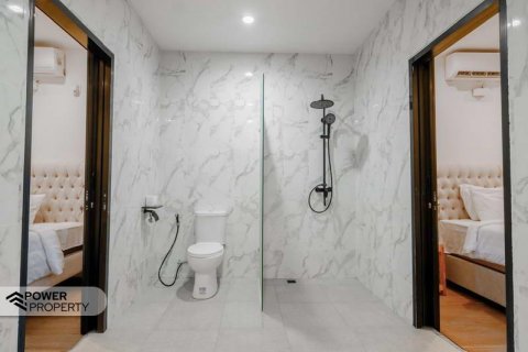 9 bedrooms Apartment in Seminyak, Badung,  No. 8953 6