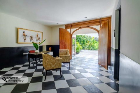 9 bedrooms Apartment in Seminyak, Badung,  No. 8953 24