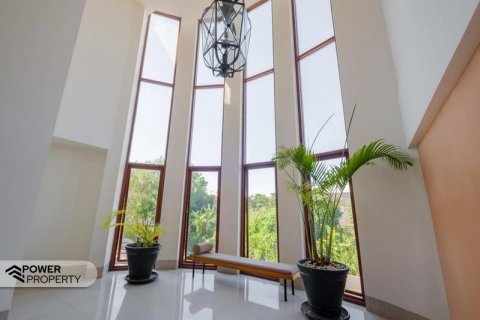 9 bedrooms Apartment in Seminyak, Badung,  No. 8953 28