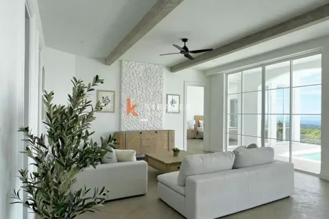 4 bedrooms Villa in Ungasan, Badung, Indonesia No. 13234 7