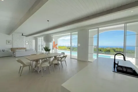 4 bedrooms Villa in Ungasan, Badung, Indonesia No. 13234 10