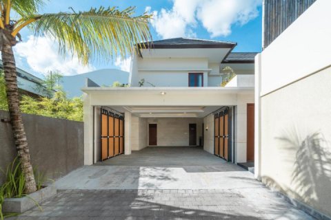 4 bedrooms Villa in Tampaksiring, Gianyar, Indonesia No. 13235 30