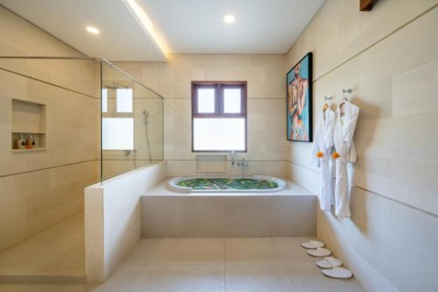 4 bedrooms Villa in Tampaksiring, Gianyar, Indonesia No. 13235 18