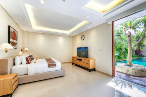 4 bedrooms Villa in Tampaksiring, Gianyar, Indonesia No. 13235 14