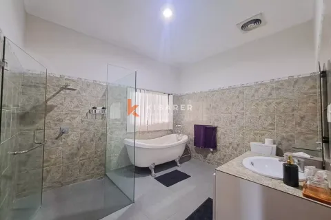 3 bedrooms Villa in Nusa Dua, Badung, Indonesia No. 12557 22