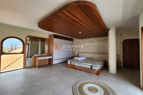 4 bedrooms Villa in Canggu, Badung, Indonesia No. 12554 7
