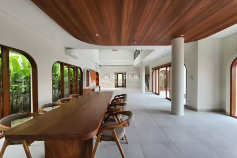 4 bedrooms Villa in Canggu, Badung, Indonesia No. 12554 25