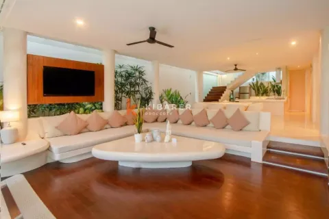 3 bedrooms Villa in Kerobokan, Badung, Indonesia No. 12552 6