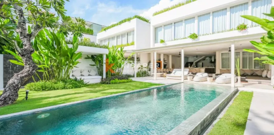 3 bedrooms Villa in Kerobokan, Badung, Indonesia No. 12552