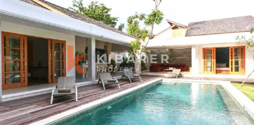 5 bedrooms Villa in Badung, Indonesia No. 13039