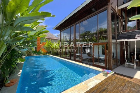 3 bedrooms Villa in Tibubeneng, Badung, Indonesia No. 13034