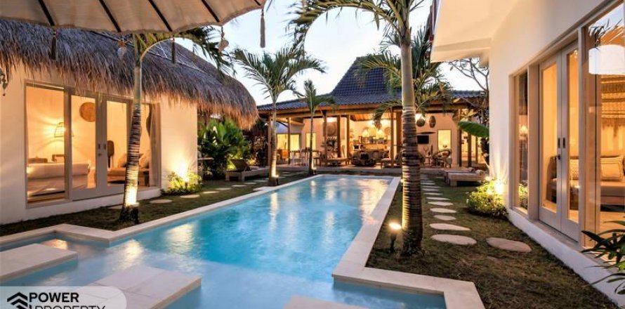5 bedrooms Villa in Seminyak, Badung,  No. 9008
