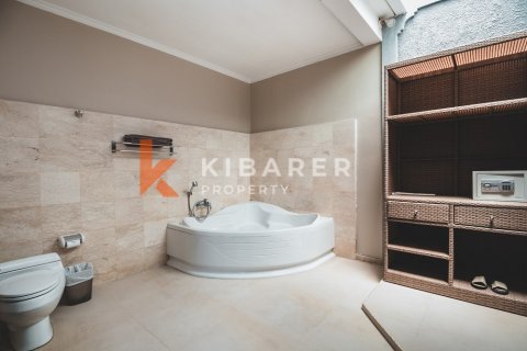 2 bedrooms Villa in Tibubeneng, Badung, Indonesia No. 13042 10