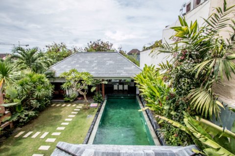 6 bedrooms Villa in Canggu, Badung, Indonesia No. 10967 8