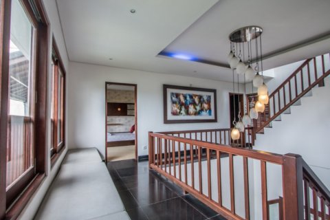 6 bedrooms Villa in Canggu, Badung, Indonesia No. 10967 12