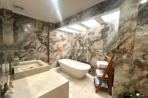 4 bedrooms Villa in Pererenan, Mengwi, Badung, Indonesia No. 12768 13
