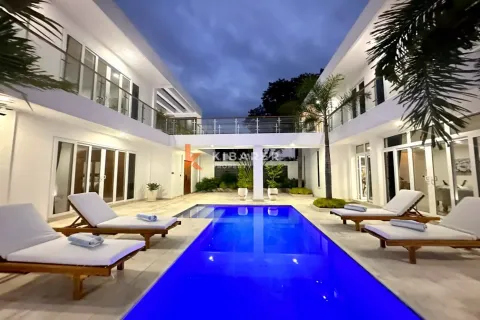 4 bedrooms Villa in Pererenan, Mengwi, Badung, Indonesia No. 12768 2