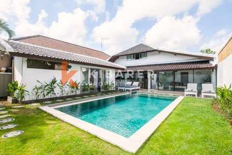 4 bedrooms Villa in Kerobokan, Badung, Indonesia No. 12770