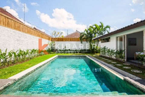 4 bedrooms Villa in Kerobokan, Badung, Indonesia No. 12770 2