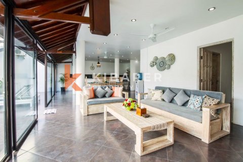 4 bedrooms Villa in Kerobokan, Badung, Indonesia No. 12770 6