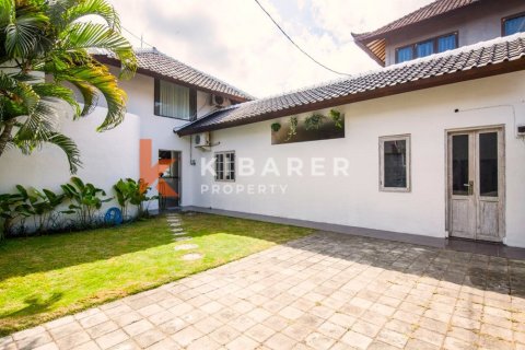 4 bedrooms Villa in Kerobokan, Badung, Indonesia No. 12770 19