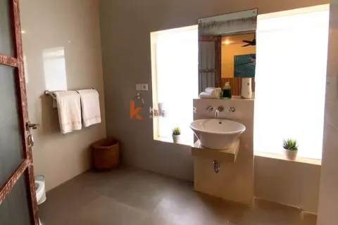 5 bedrooms Villa in Kerobokan, Badung, Indonesia No. 12771 11