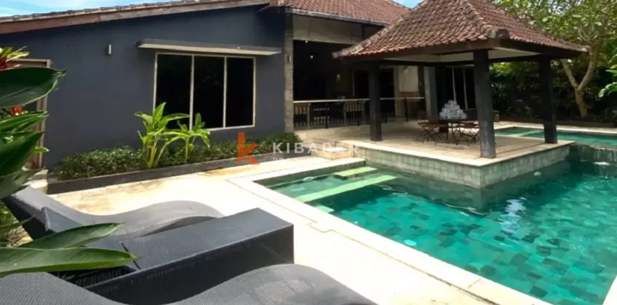 5 bedrooms Villa in Kerobokan, Badung, Indonesia No. 12771