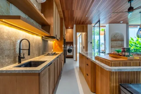 3 bedrooms Villa in Tibubeneng, Badung, Indonesia No. 12474 7