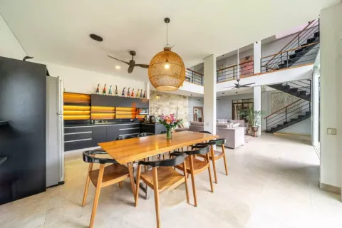 3 bedrooms Villa in Canggu, Badung, Indonesia No. 12472 4