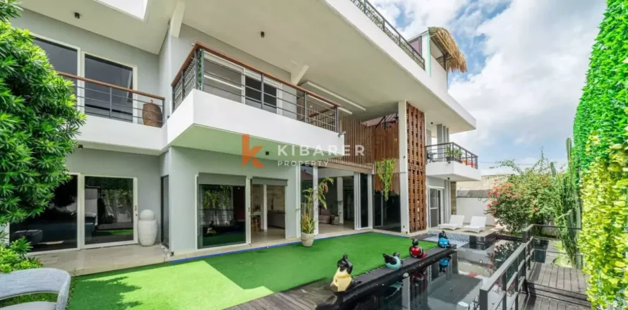 3 bedrooms Villa in Canggu, Badung, Indonesia No. 12472