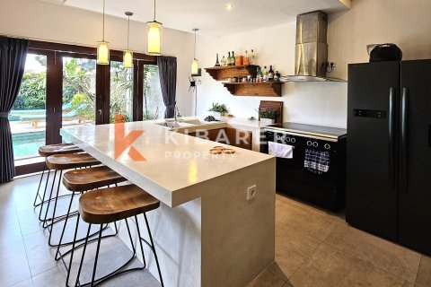 3 bedrooms Villa in Badung, Indonesia No. 12357 4