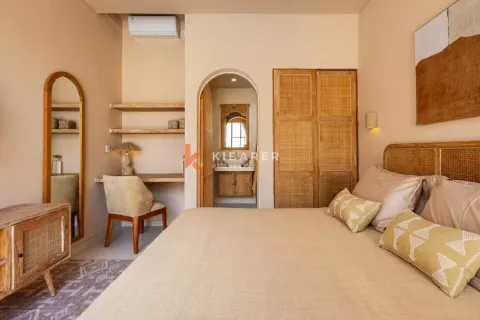 2 bedrooms Villa in Kuta, Badung, Indonesia No. 12356 15