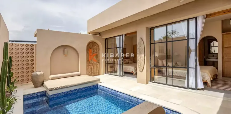 2 bedrooms Villa in Kuta, Badung, Indonesia No. 12356