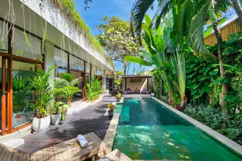 3 bedrooms Villa in Tibubeneng, Badung, Indonesia No. 10715 3